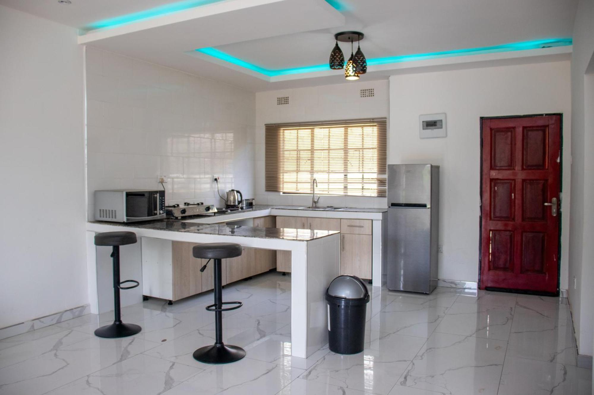 Lowin Suites-One-Bed Apartments Лусака Екстер'єр фото